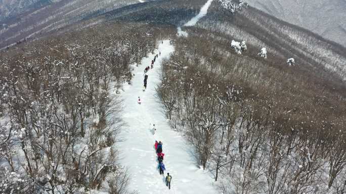 徒步穿越龙王山