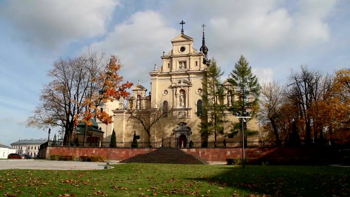 波兰基尔切圣母升天大教堂