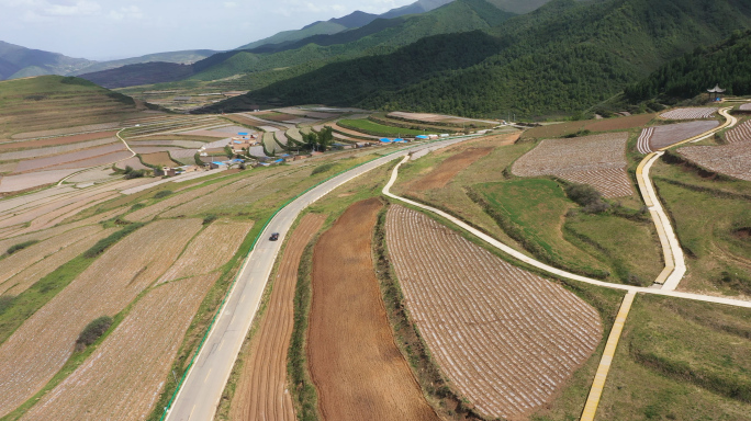 2K梯田 公路航拍 农村公路 乡村振兴