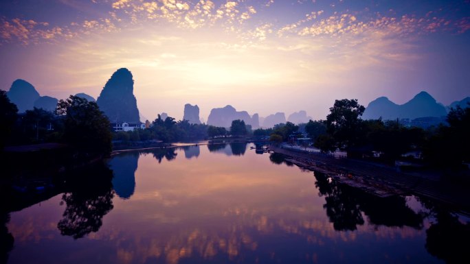 早上的漓江山水甲天下美丽中国绿水青山