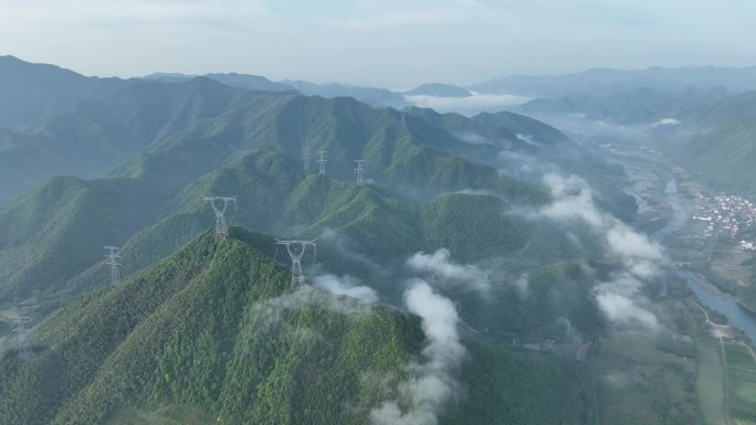 航拍浙江高山山区电力线路高压线电塔电路