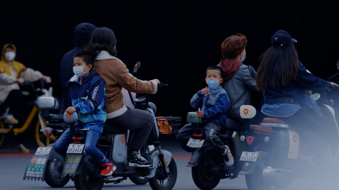 北京疫情人群西直门封站街道车流