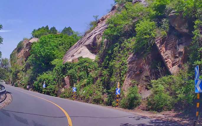 行车素材.北京怀柔琉辛路白河湾