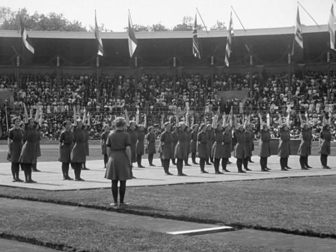 20世纪初体育赛事 开场表演