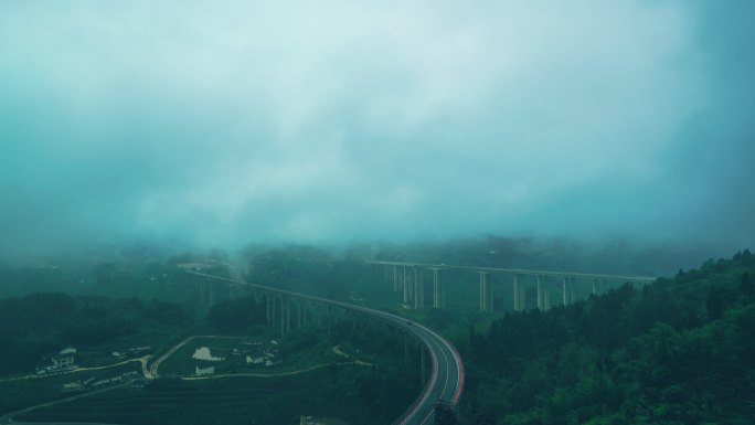 5k自然风光大雾弥漫云海翻滚桥梁建筑