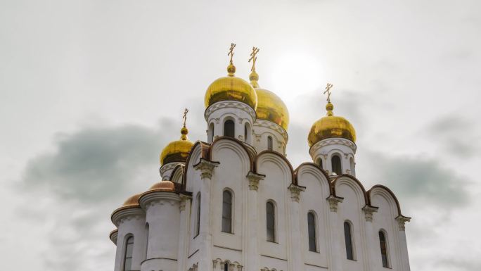 俄罗斯堪察加半岛圣三一正统教堂。
