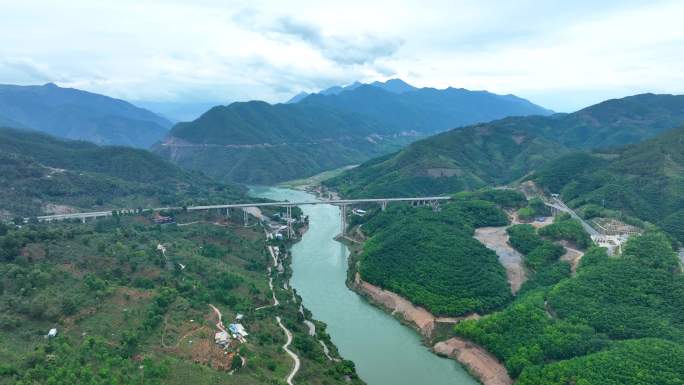 高速公路澜沧江大桥