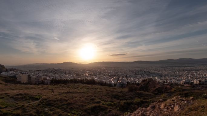全景timelapse——日落时分，黄昏时分，从城北向上俯瞰雅典全境4K——Psychiko、Cha