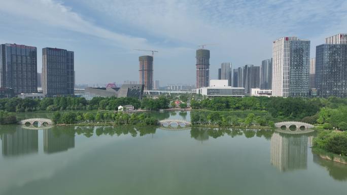 4K正版-航拍赣州城市中央公园拱桥