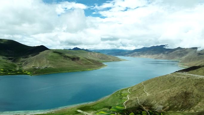 西藏羊卓雍错（羊湖）