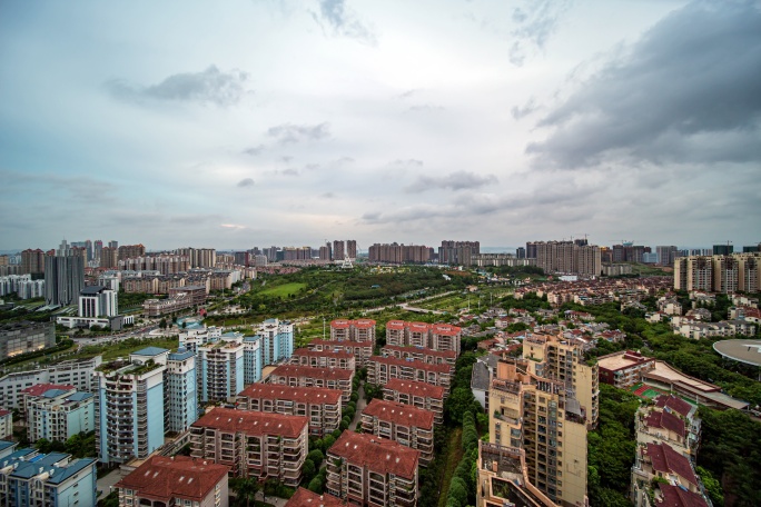 南宁凤岭儿童公园周边住宅建筑群延时摄影