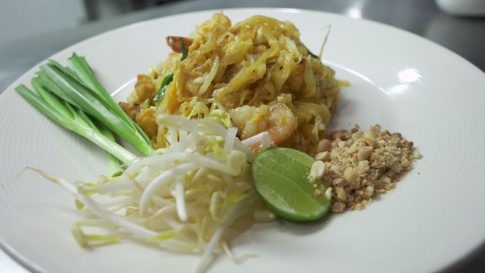 泰国大虾泰式炒面，泰国名菜