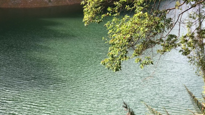 极简 山水 原生态  自然  湖景