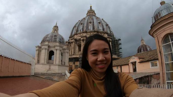 梵蒂冈城东南亚女子自拍