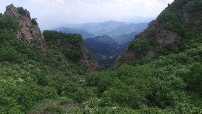 飞跃山峰