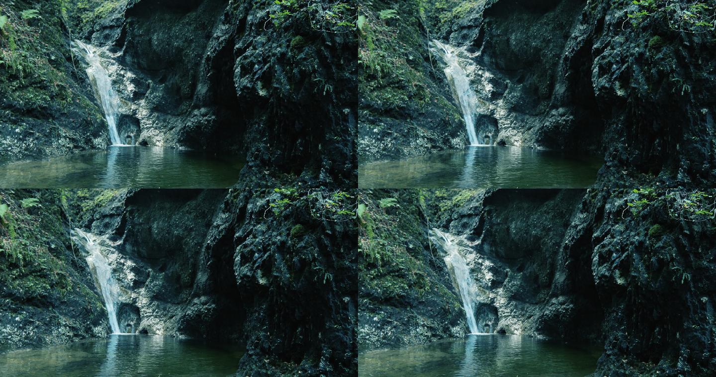 岩石环绕的小瀑布山涧溪流水花水韵流水特