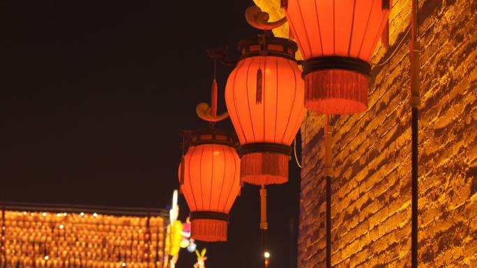 中国陕西省西安市庆祝中国春节的古城墙南门灯饰展