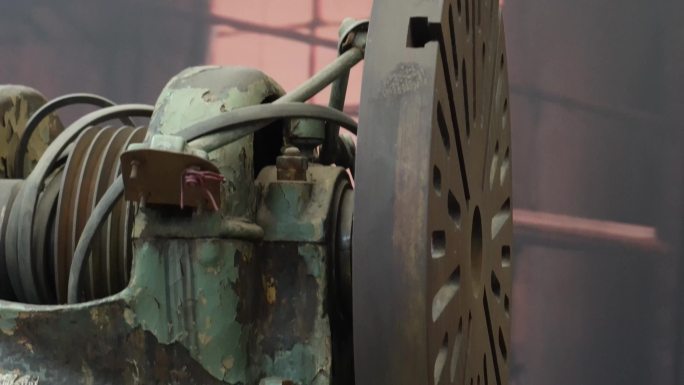 钢铁机器加工零件齿轮车轮轴承生锈 (1)