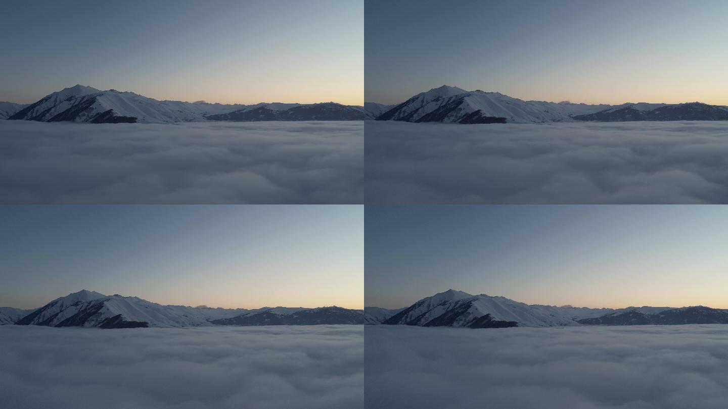 新疆阿勒泰禾木雪景日出云海