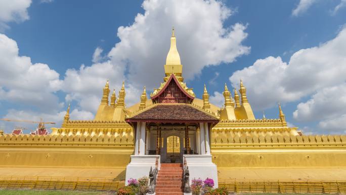 老挝万象时间推移4K，城市天际线时间落点在佛寺那座琅琊金塔