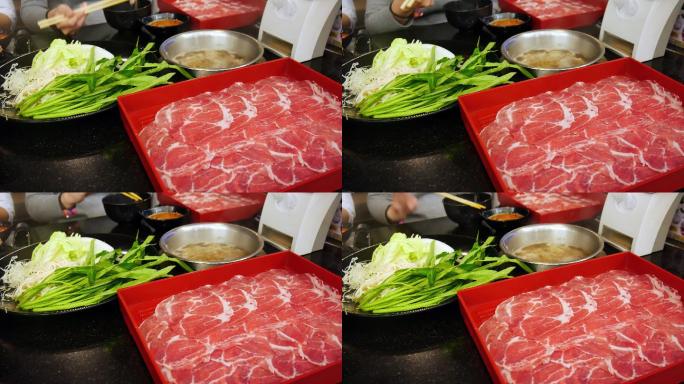 日式料理叫sukiyaki