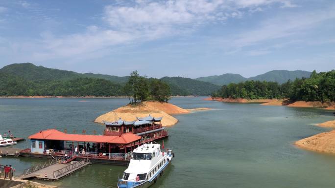 湖泊 游船 青山 阳明湖 绿水