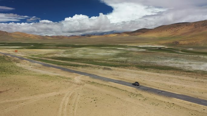 西藏G219新藏线公路荒野自驾旅行交通