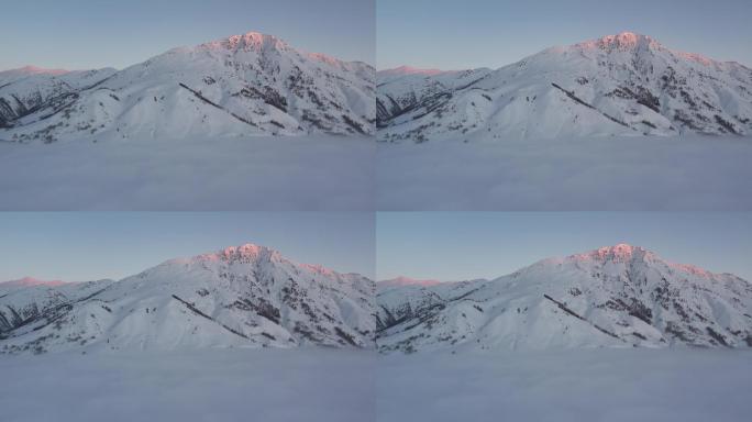 新疆阿勒泰禾木雪景云海