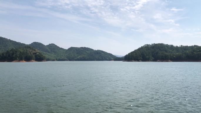 青山 苍翠  自然  山水   湖景