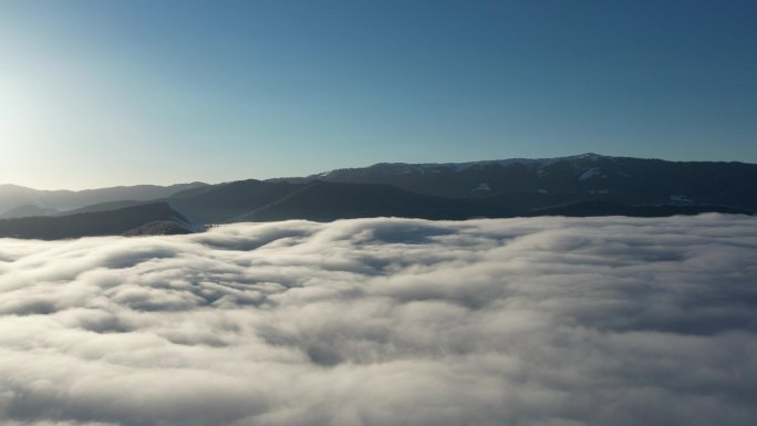 雪景日出云海