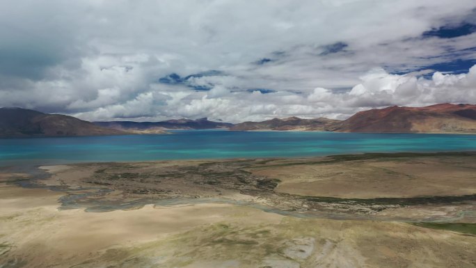 原创 西藏日喀则佩枯措湖泊自然风光航拍