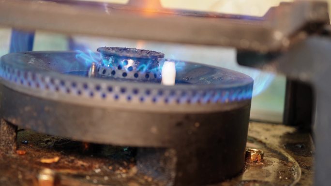 煤气灶天然气点火做饭炉灶 (1)