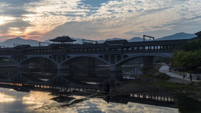 中国柳州斯纳江风雨桥