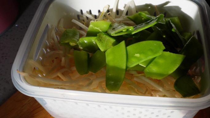 处理清洗荷兰豆蔬菜维生素 (1)