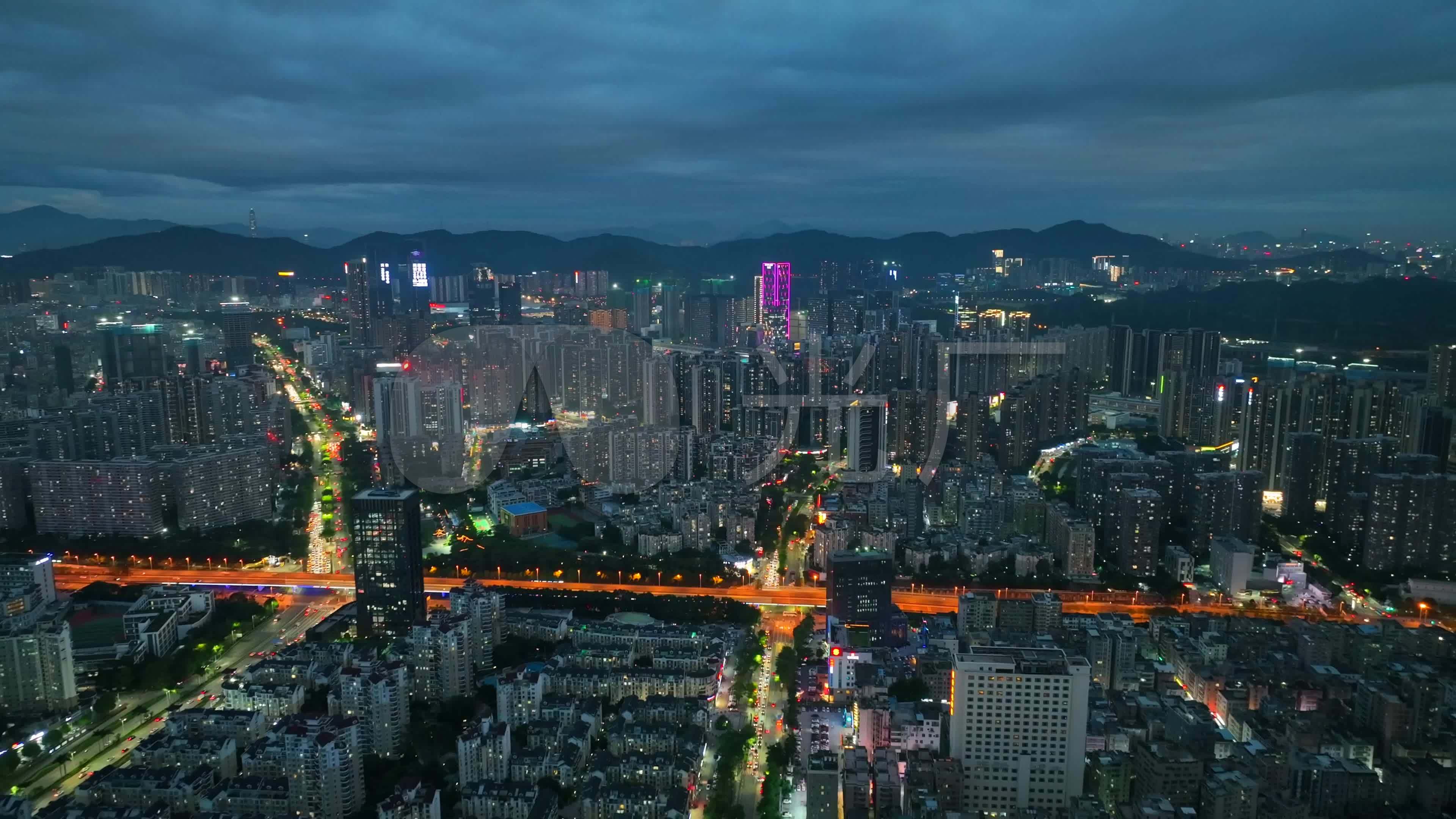 深圳夜晚雨天车流_深南大道雨夜交通_3840X2160_高清视频素材下载(编号:9548014)_实拍视频_光厂(VJ师网) www ...