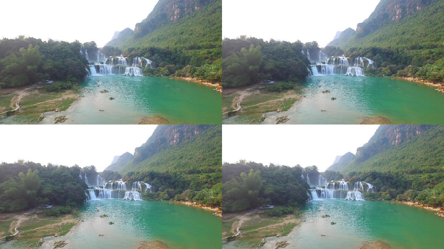 越南曹邦省的班吉奥瀑布，高角度视野