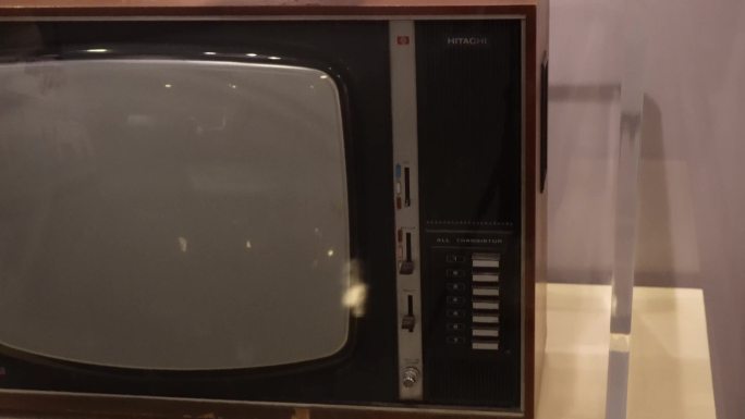 老式彩色电视机黑白电视机 (3)