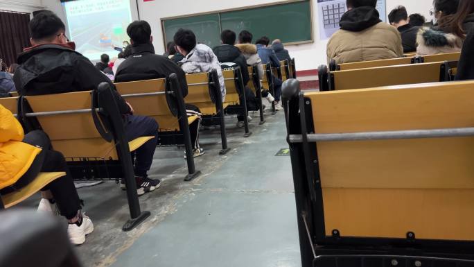 大学生公开课听课讲课黑板学习 (2)