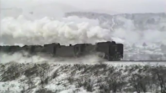 80年代蒸汽火车运输