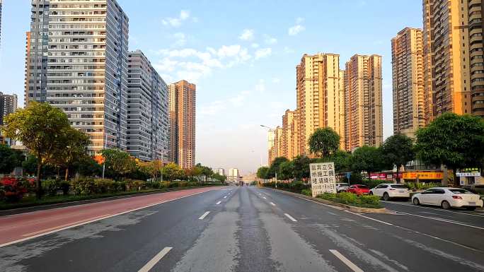 疫情期间城市空空的道路 南宁长虹路