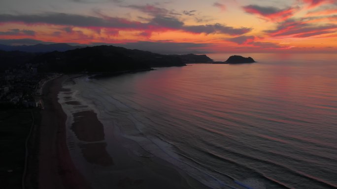 日落时海滩鸟瞰图夕阳海景