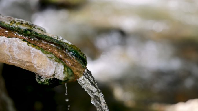 矿泉水B卷山泉水矿物质淡水