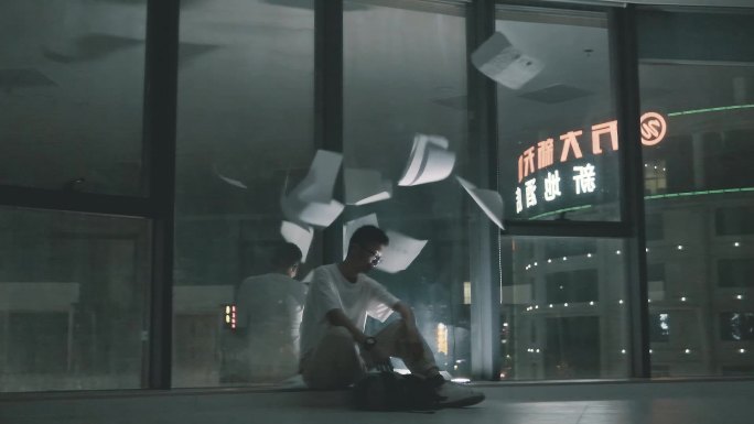 成年人焦虑压力烦恼中年危机