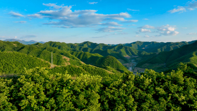 山区远距离输电绿水青山