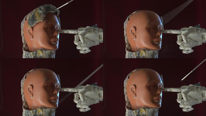 机器人形状的人形机器人手和胸像雕塑4K视频