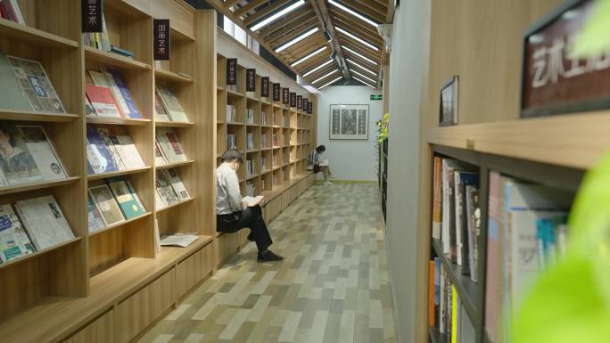 世界读书日图书翻书看书实拍A