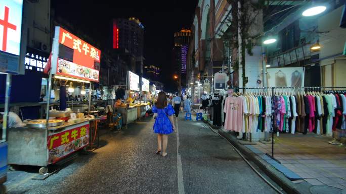 南宁夜生活中山路美食街夜宵摊街景历史视频