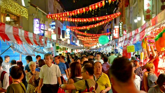 新加坡中国城的中国新年和旅行者享受旅行