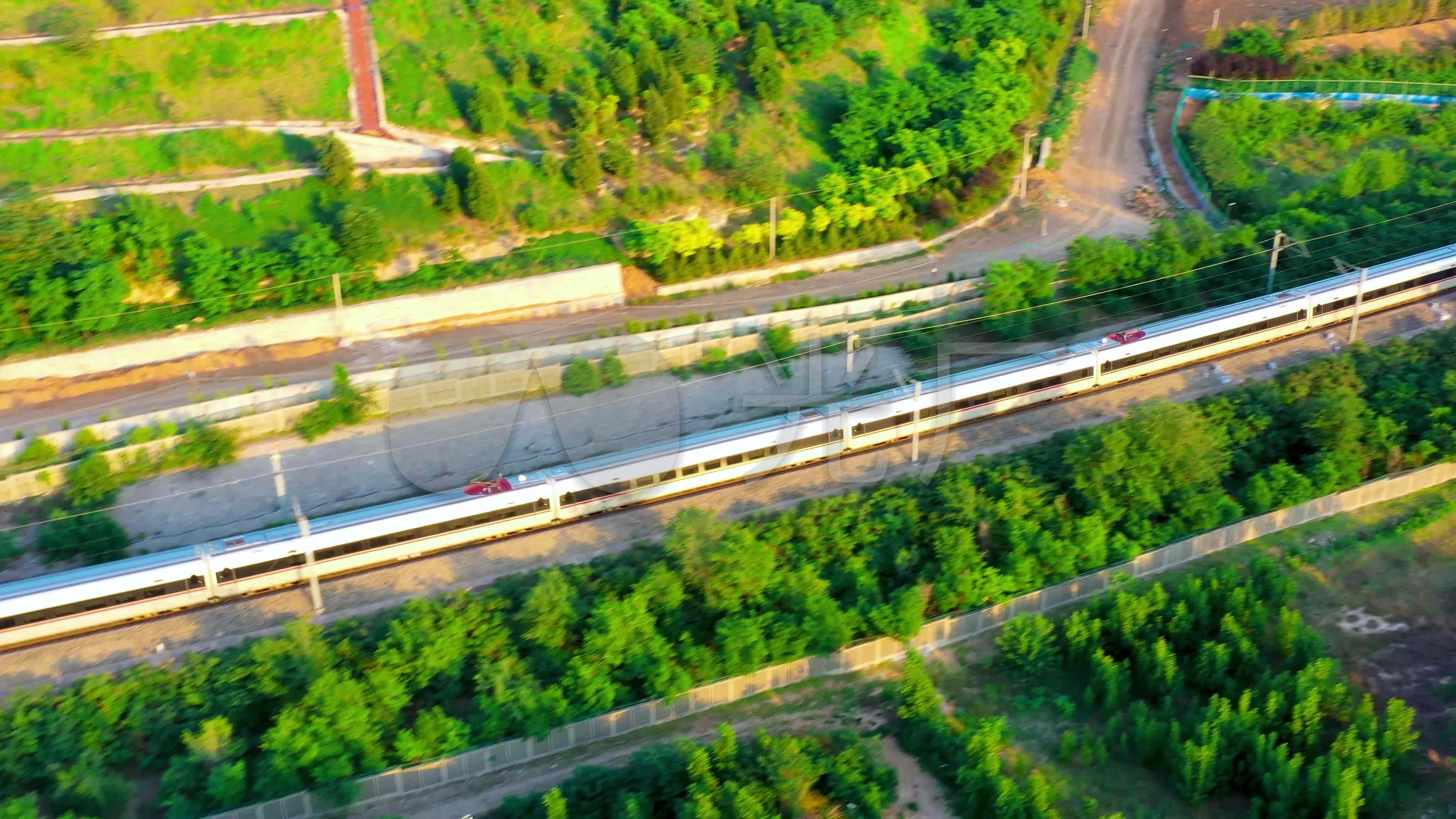 到货！雅万高铁高速动车组从青岛港抵达印尼-青报网-青岛日报官网