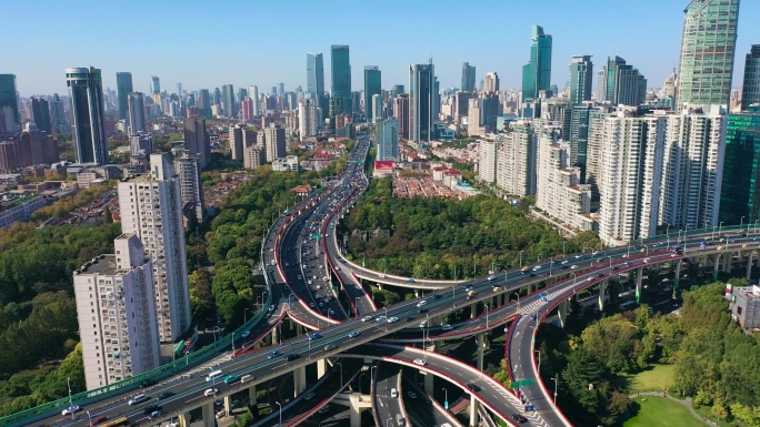上海延安路高架立交道路交通车流全景